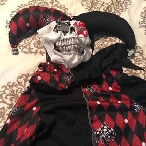 Boys scary clown Halloween costume- worn once!